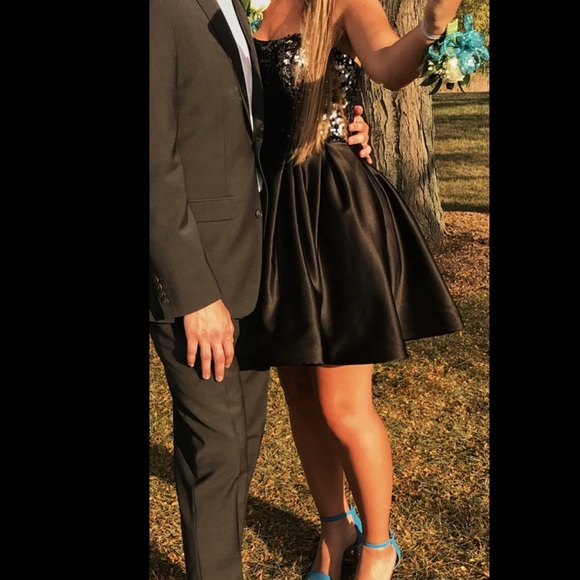 Strapless sequin black homecoming dress - Picture 3 of 7